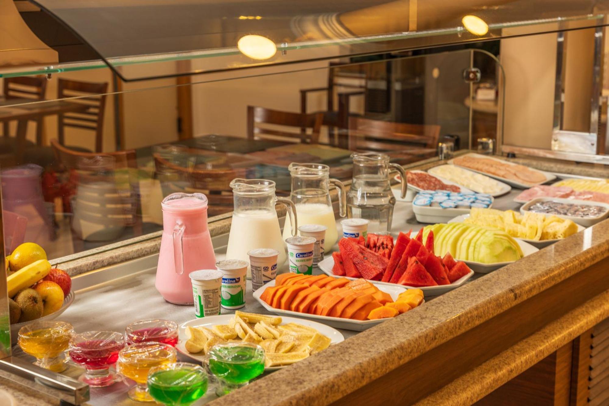 Santo André Hotel Plaza Mayor מראה חיצוני תמונה