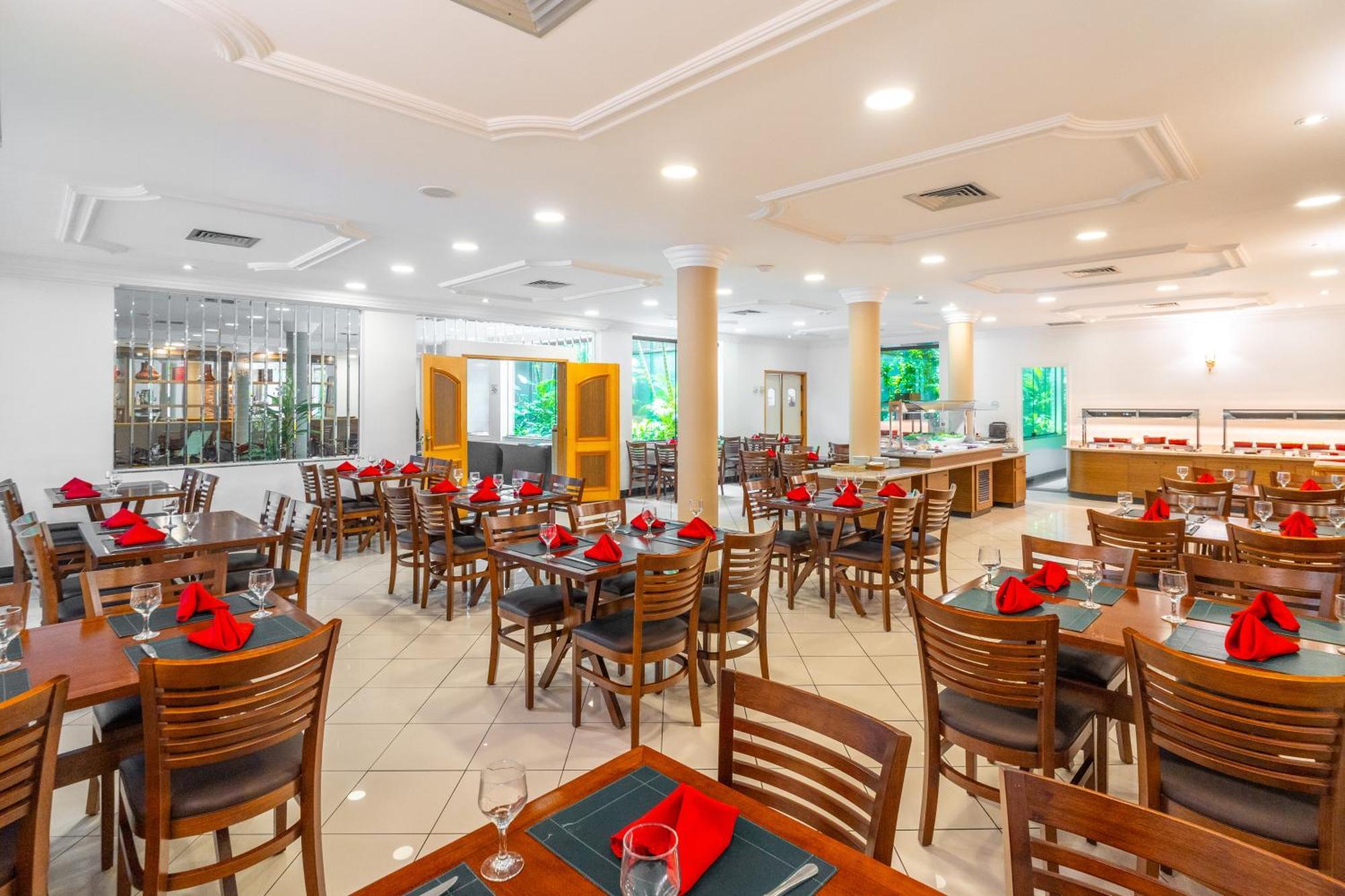 Santo André Hotel Plaza Mayor מראה חיצוני תמונה