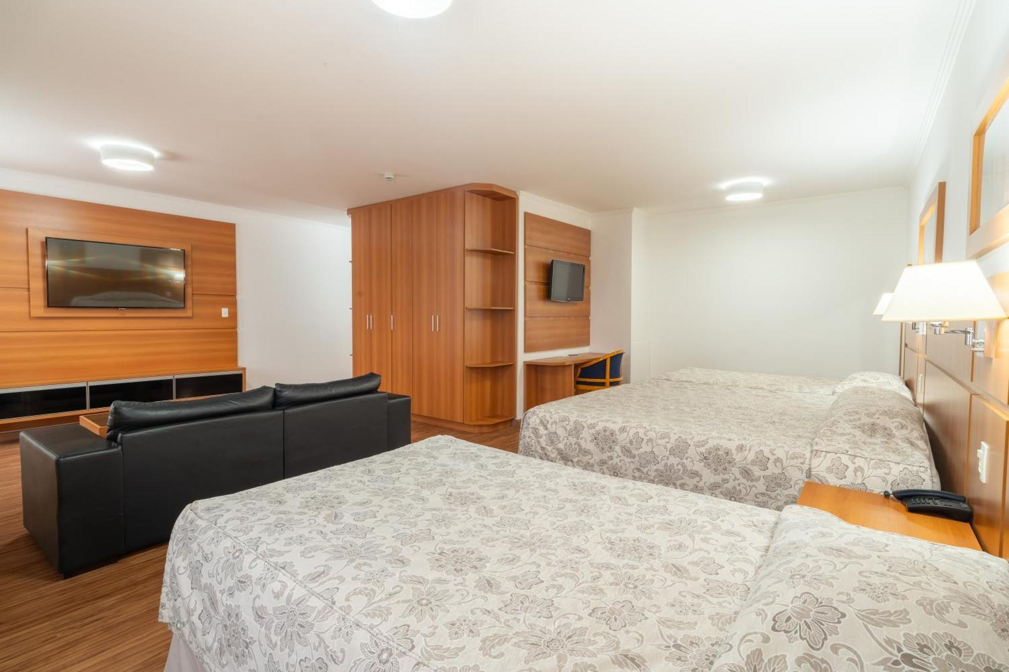 Santo André Hotel Plaza Mayor מראה חיצוני תמונה