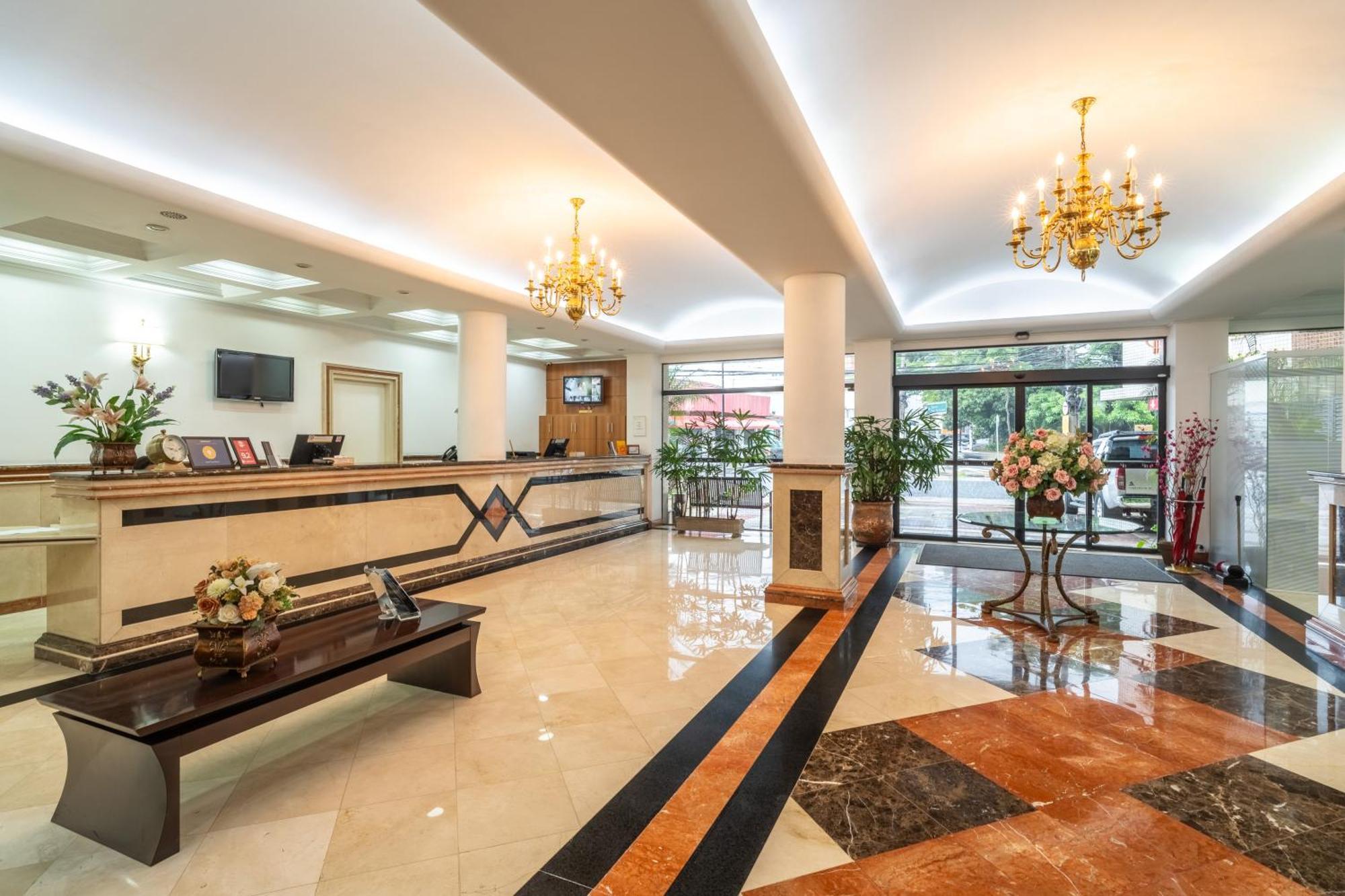 Santo André Hotel Plaza Mayor מראה חיצוני תמונה