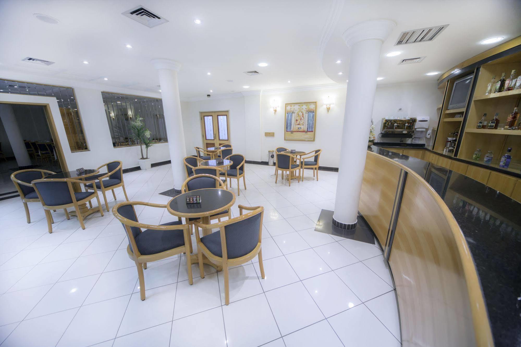 Santo André Hotel Plaza Mayor מראה חיצוני תמונה